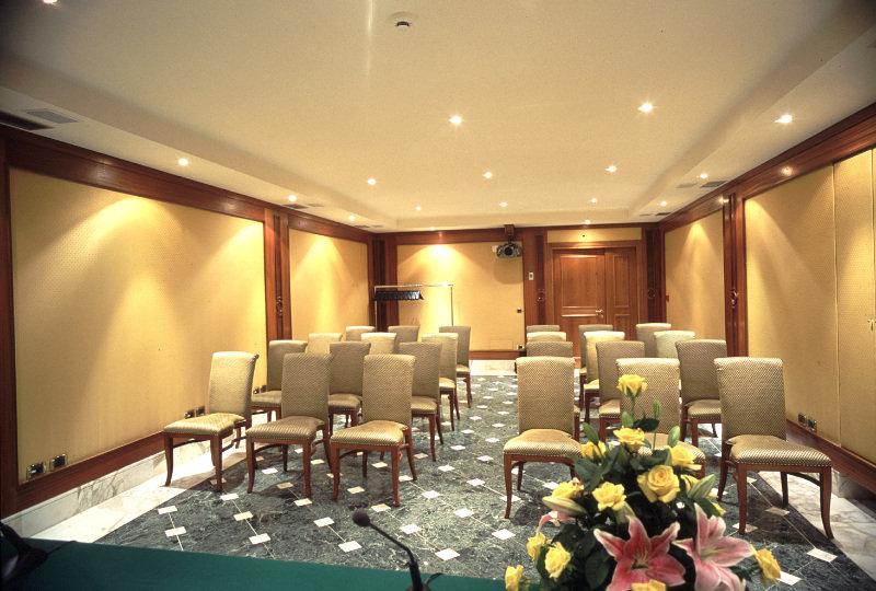 Hotel Villa Morgagni Рим Съоръжения снимка