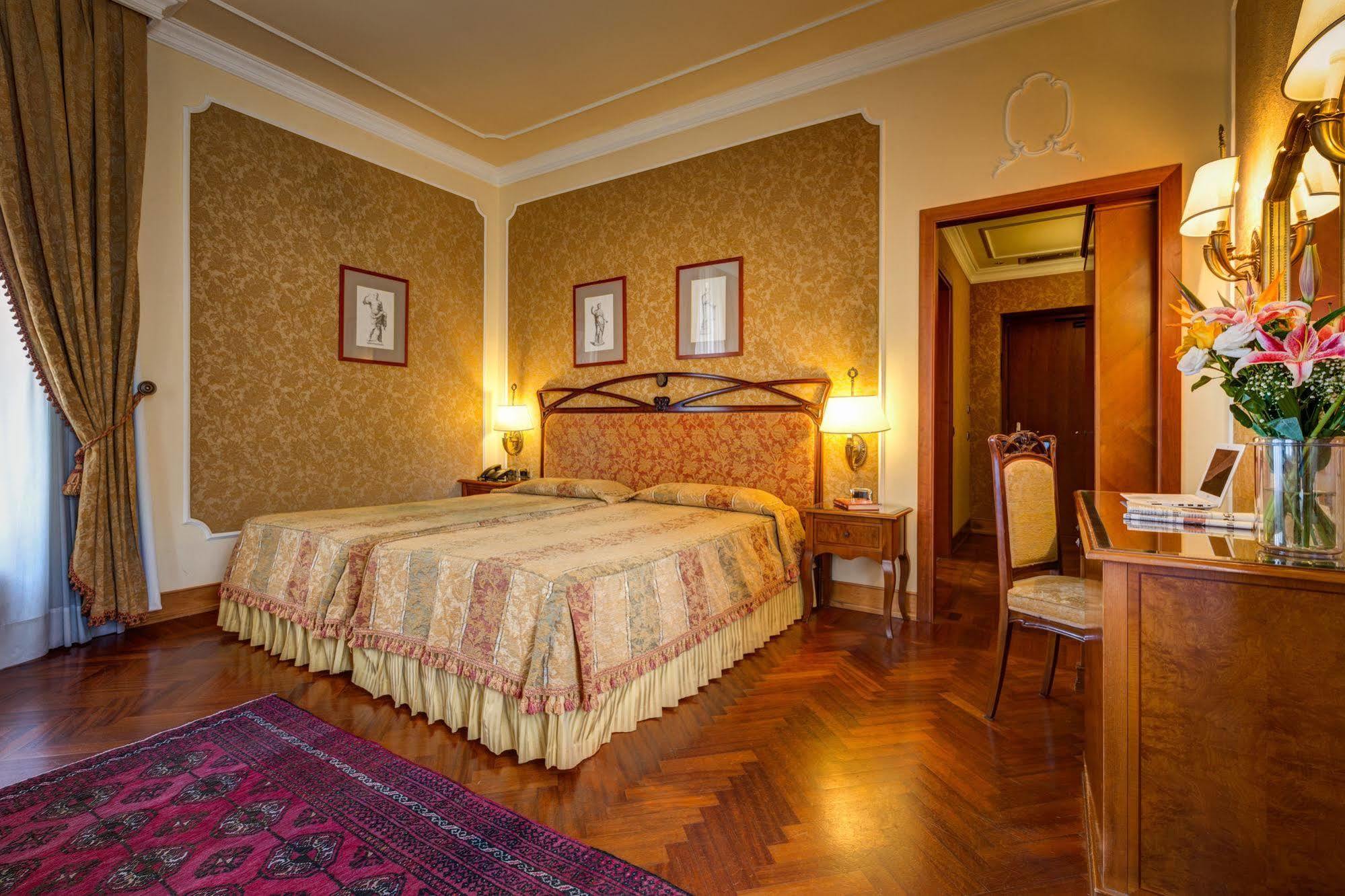 Hotel Villa Morgagni Рим Екстериор снимка